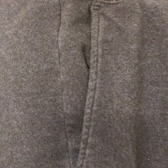 - Men’s pants by H&M - Picture 2 of 7